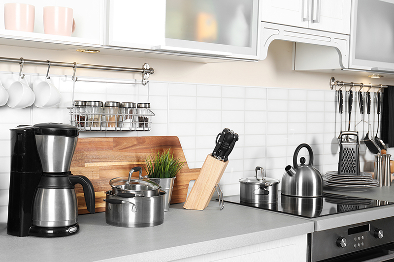 Gadgets Galore: 5 Must-Have Tools for the Busy Home Cook